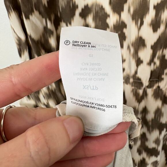 Vince Sahara Silk Ikat Printed Tie Waist Collared Button Down Midi Dress XS - Picture 6 of 6